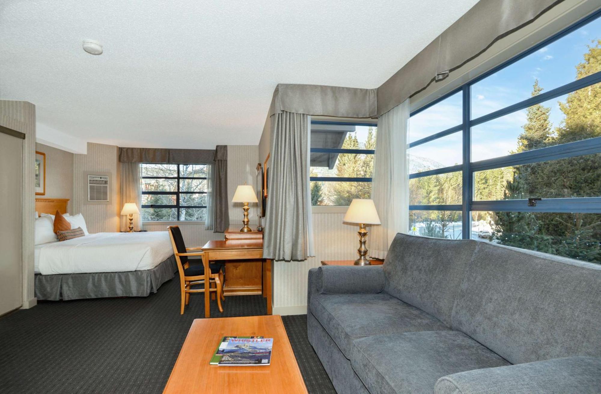 Listel Whistler, A Coast Hotel Bagian luar foto