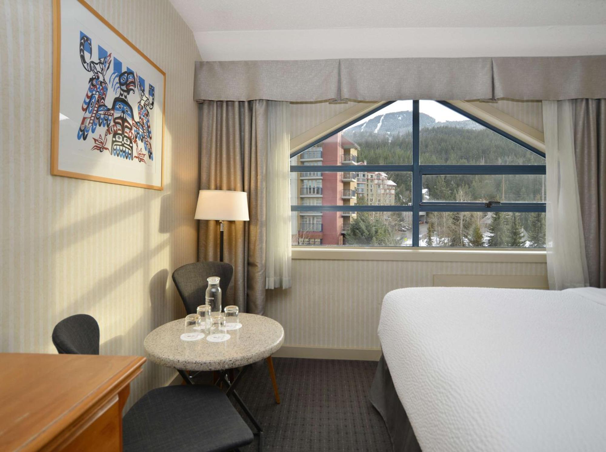 Listel Whistler, A Coast Hotel Bagian luar foto