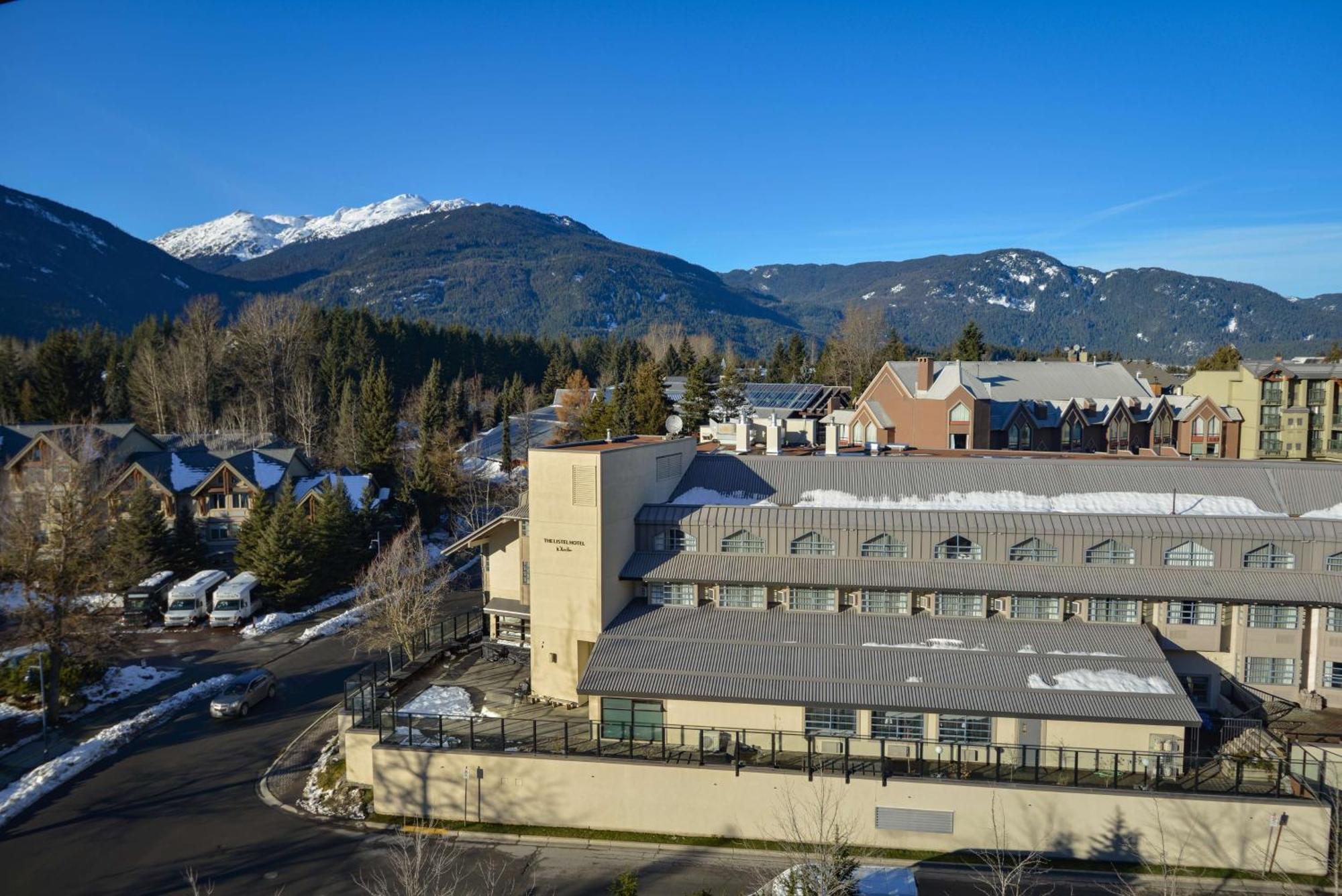 Listel Whistler, A Coast Hotel Bagian luar foto