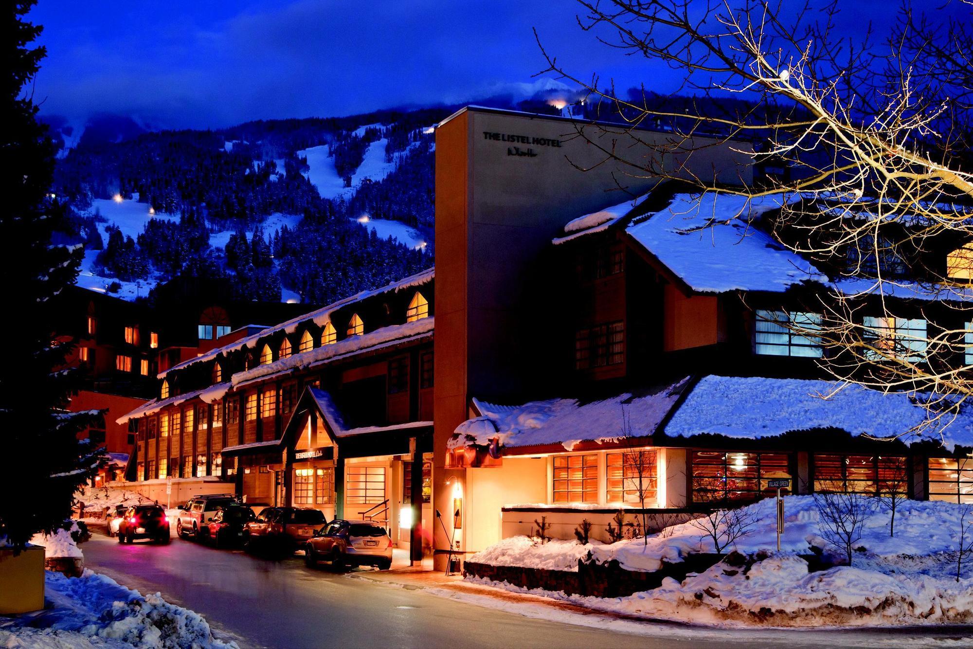 Listel Whistler, A Coast Hotel Bagian luar foto