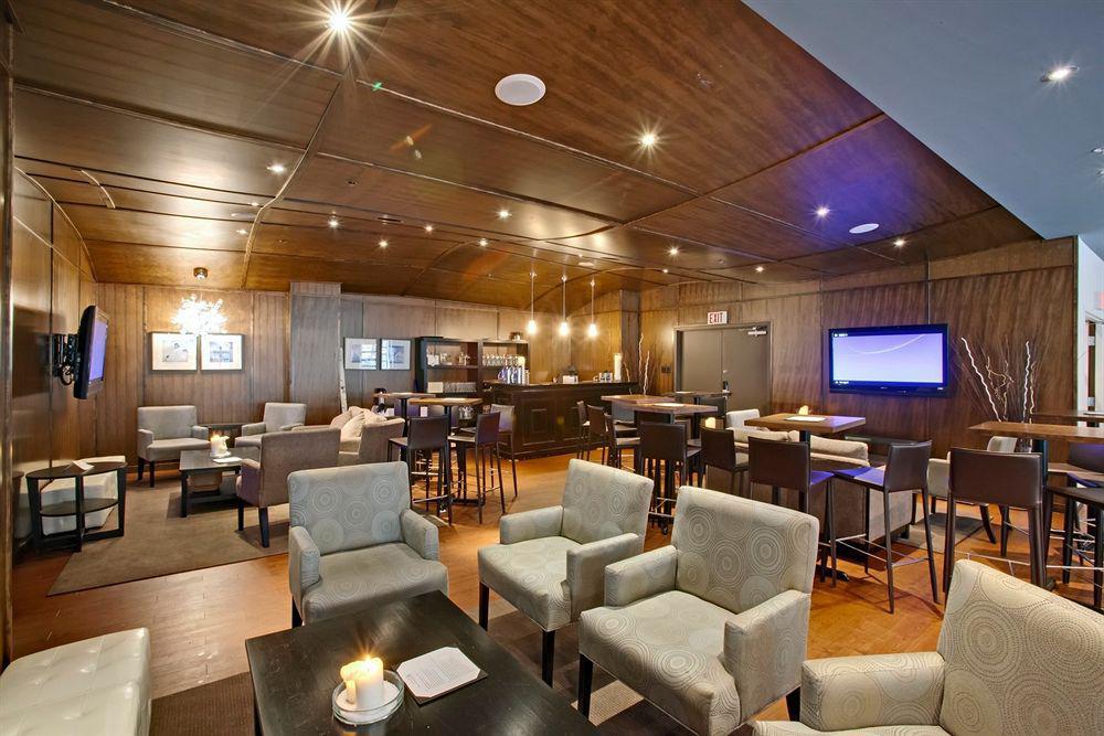 Listel Whistler, A Coast Hotel Bagian luar foto